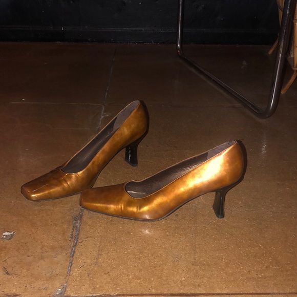 Y2k vintage Stuart Weitzman kitten heels - Picture 8 of 9